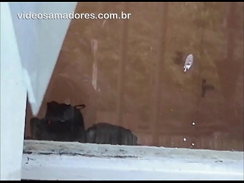 ❤️ Homem excitado assistindo sua namorada com outro cara, gravando um vídeo sem perturbar o casal ️ Porno em nós ❌❤