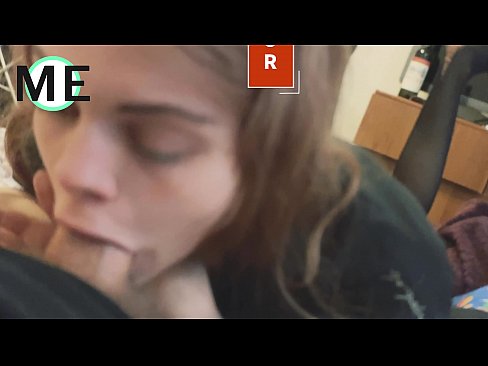 ❤️ Garganta, meia-calça rasgada e calcanhar rasgado é bom de se conhecer ️ Porno em nós ❌❤
